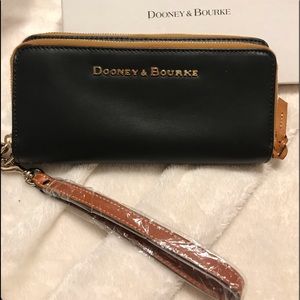 Dooney & Bourke “City Double Zip Wallet”